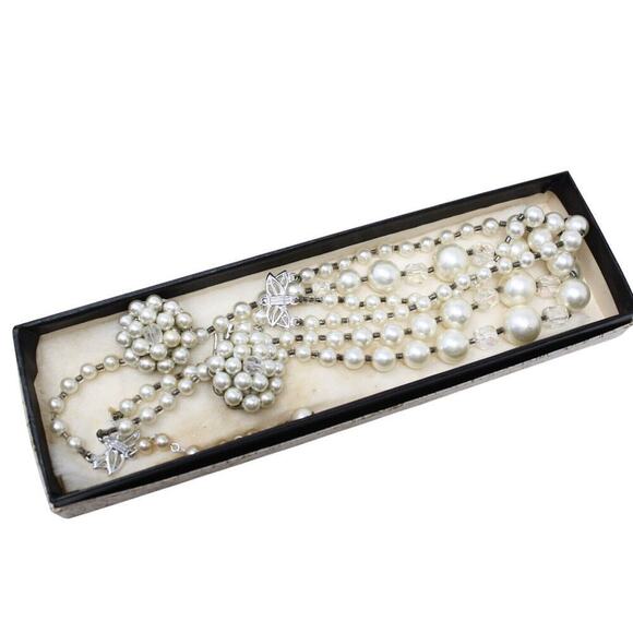 Vintage 3 Strand Pearl Crystal Necklace Clip On Earring Set Original Box Japan - Picture 2 of 8